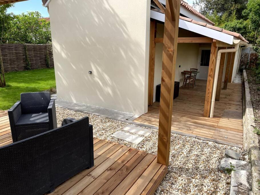 Petite Maison Avec Jardin Au Calme Floirac  Exterior photo